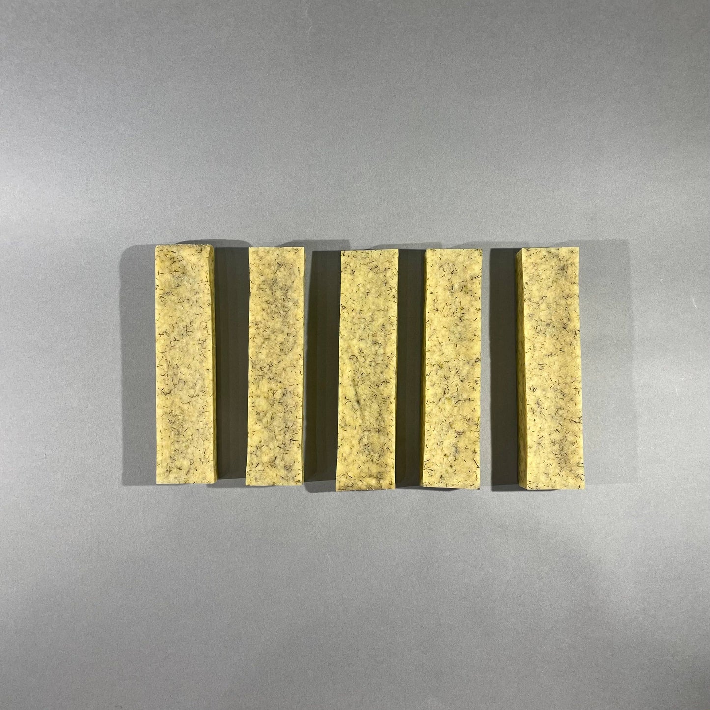 Käsekausnack mit Dill
