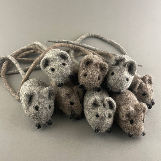 Handgefertigte Katzenmaus (braun)