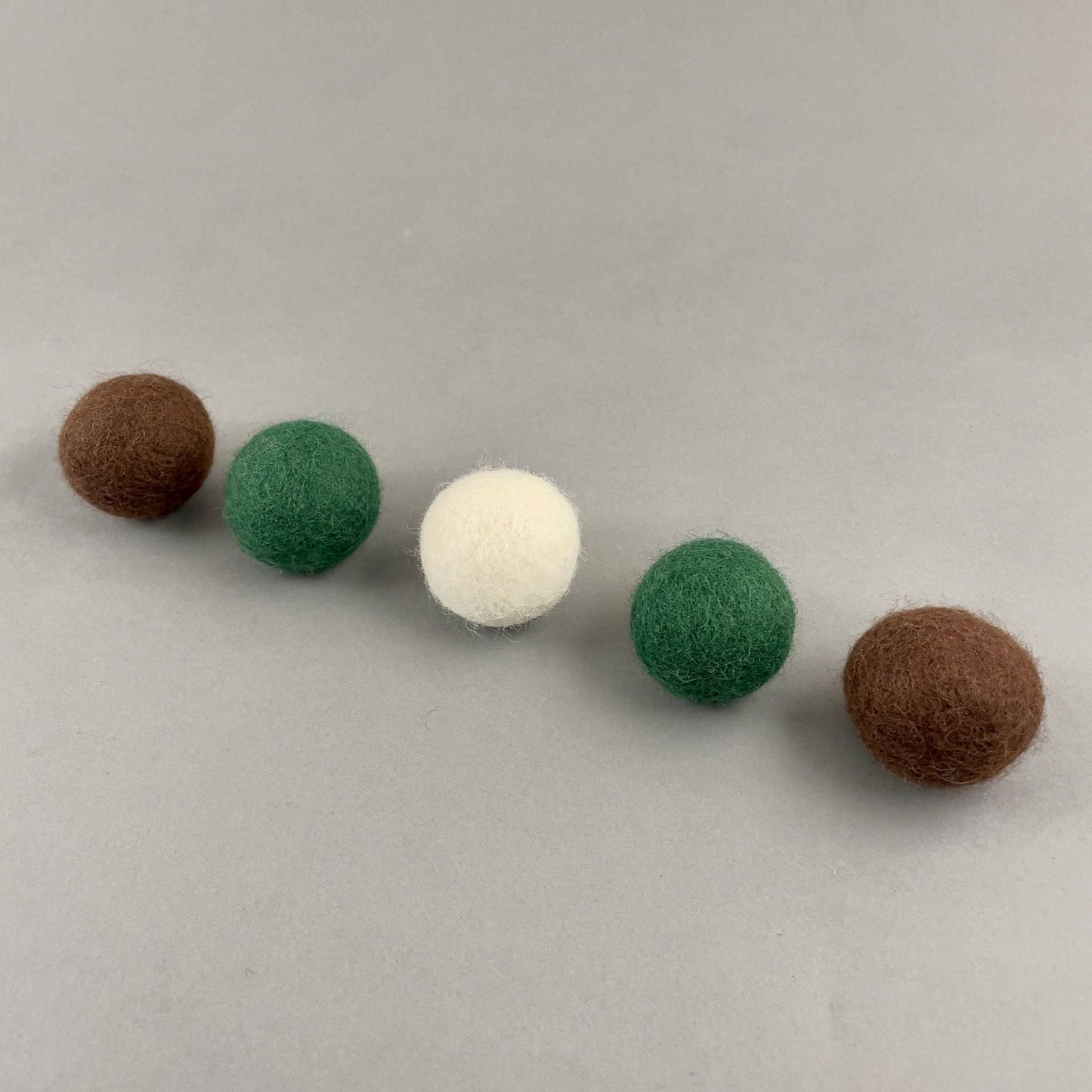 Weihnachts Edition Set mit 5 Katzenwollknäuel