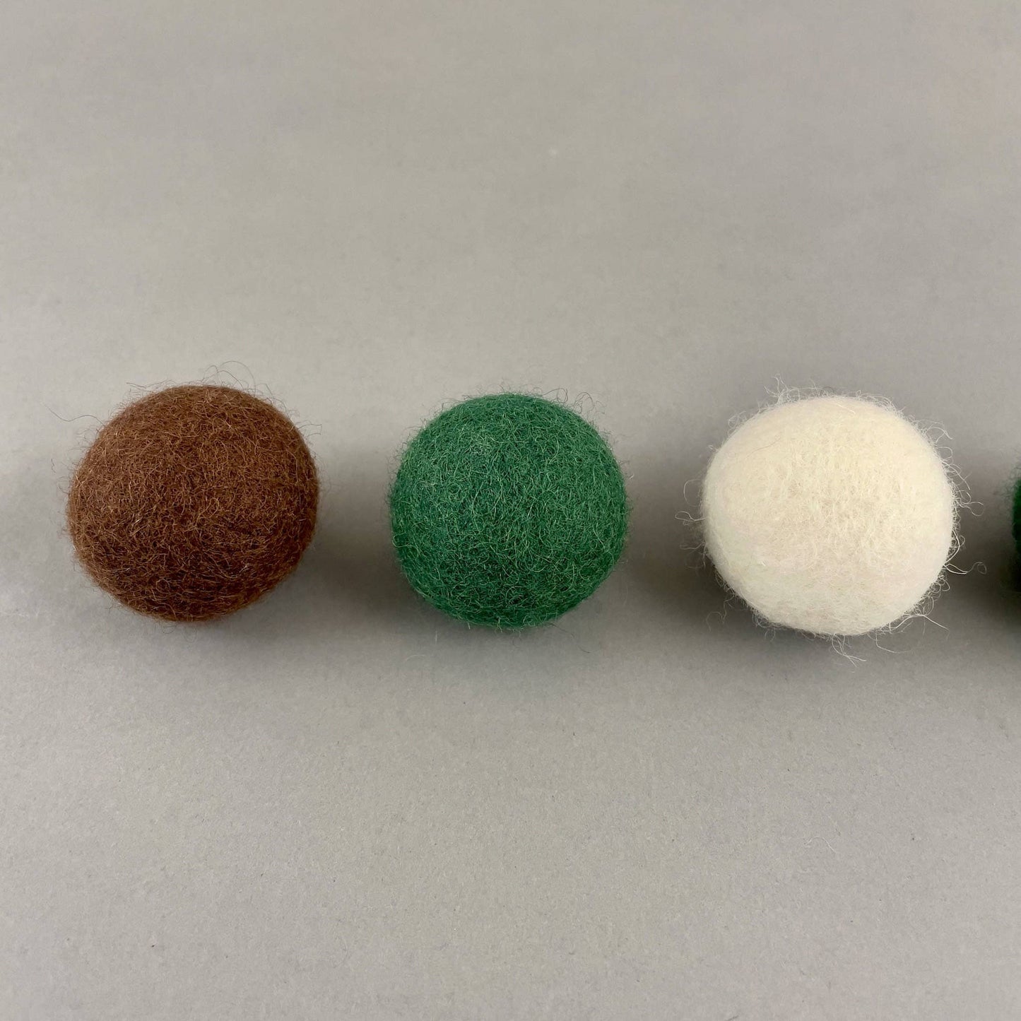 Weihnachts Edition Set mit 5 Katzenwollknäuel