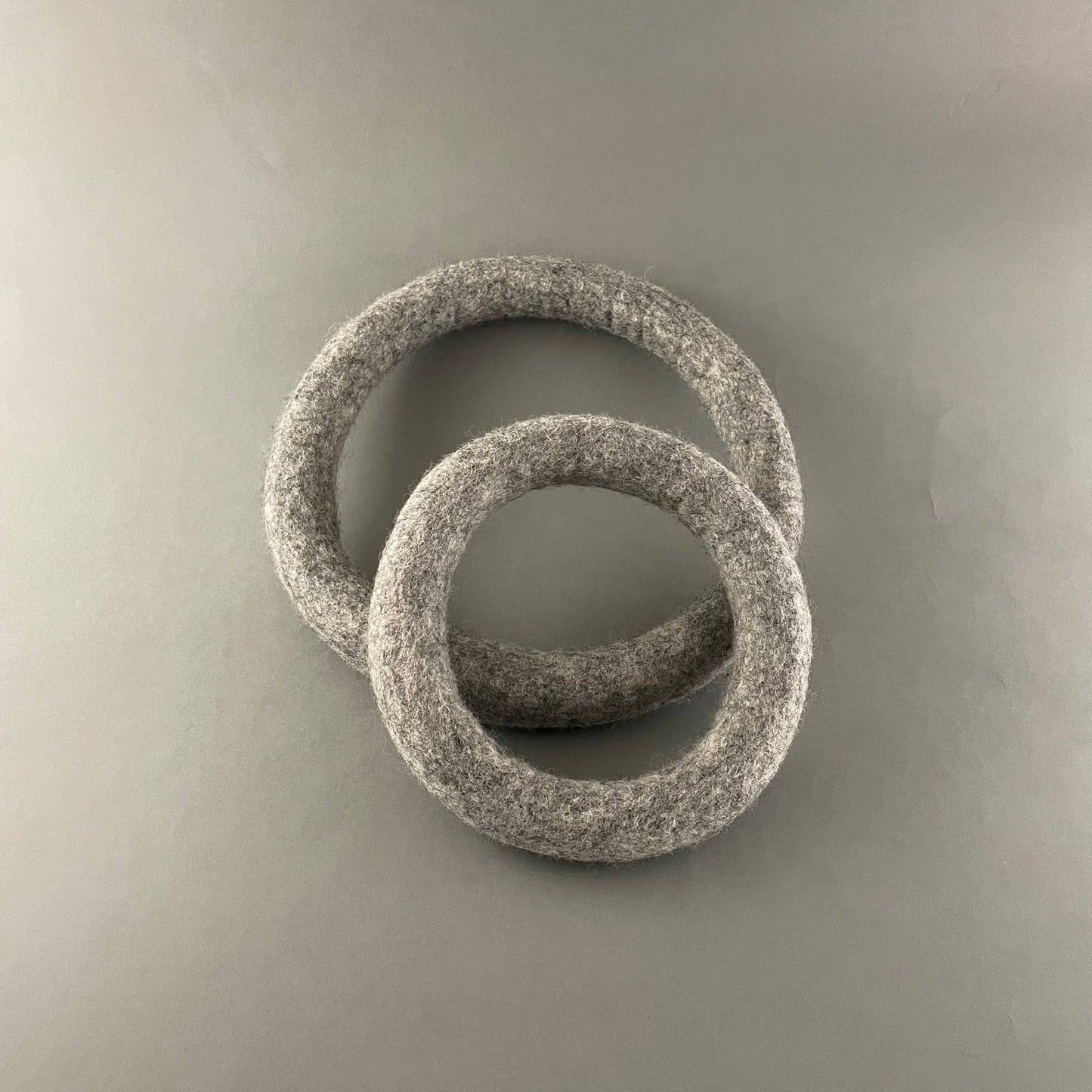 Handgefertigtes Hunde-Ringspielzeug Größe L: 26 cm