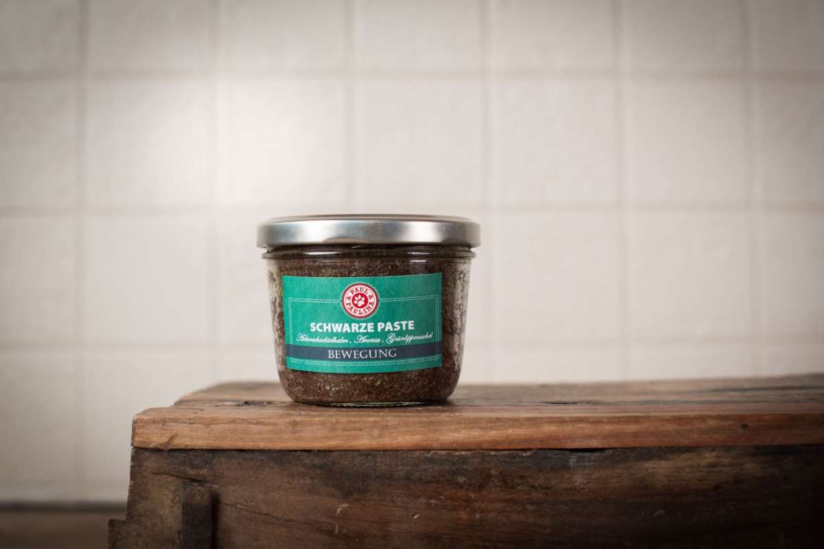 Schwarze Paste "Bewegung" 200g