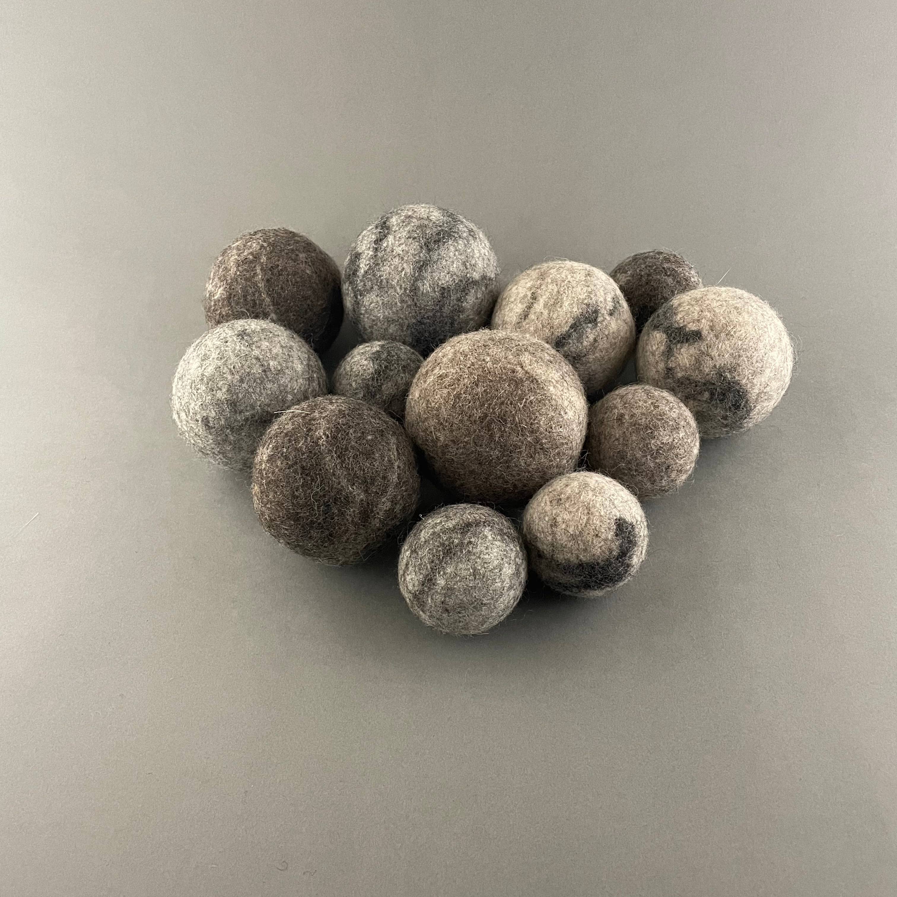 Wollball für Hunde Mittel