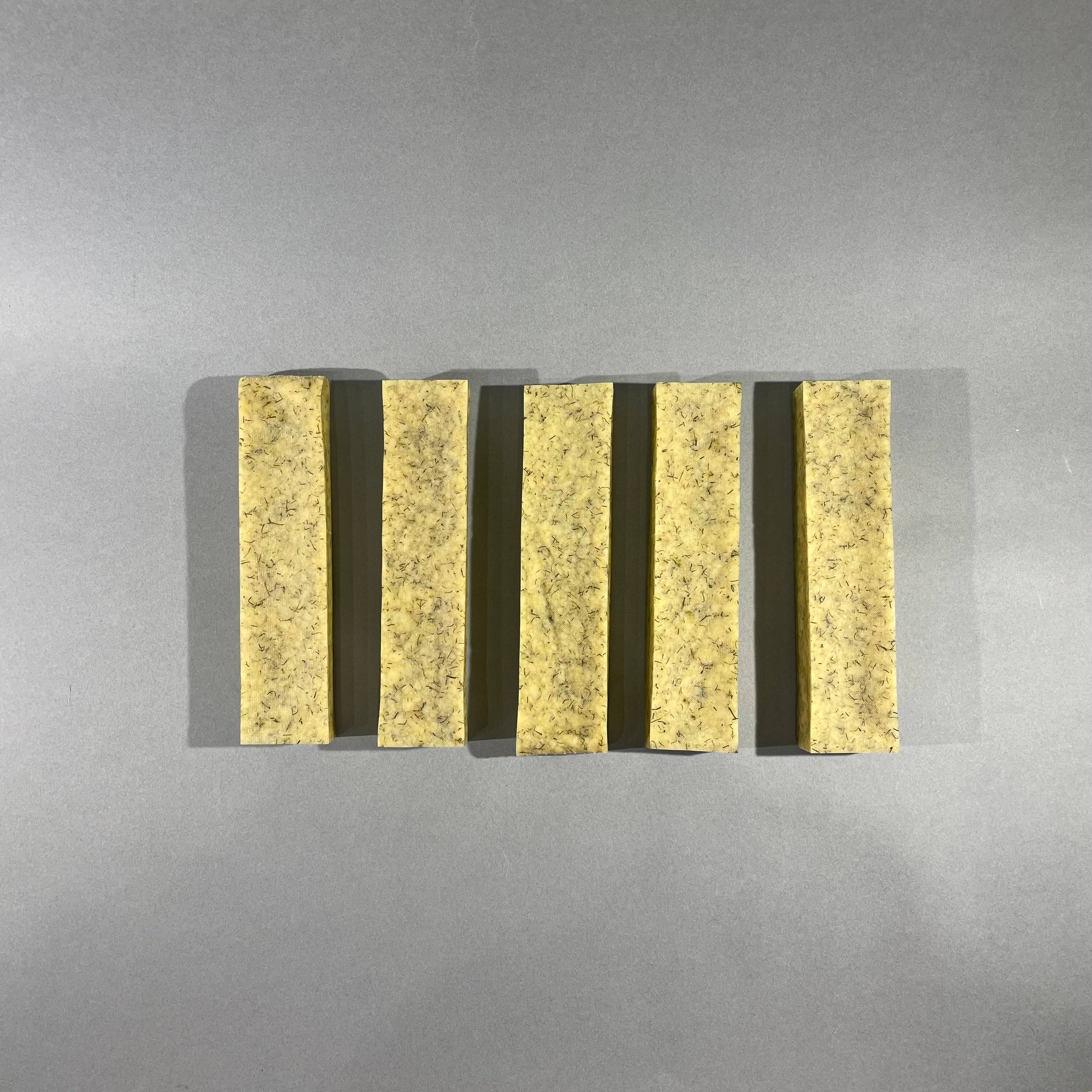 Käsekausnack mit Dill