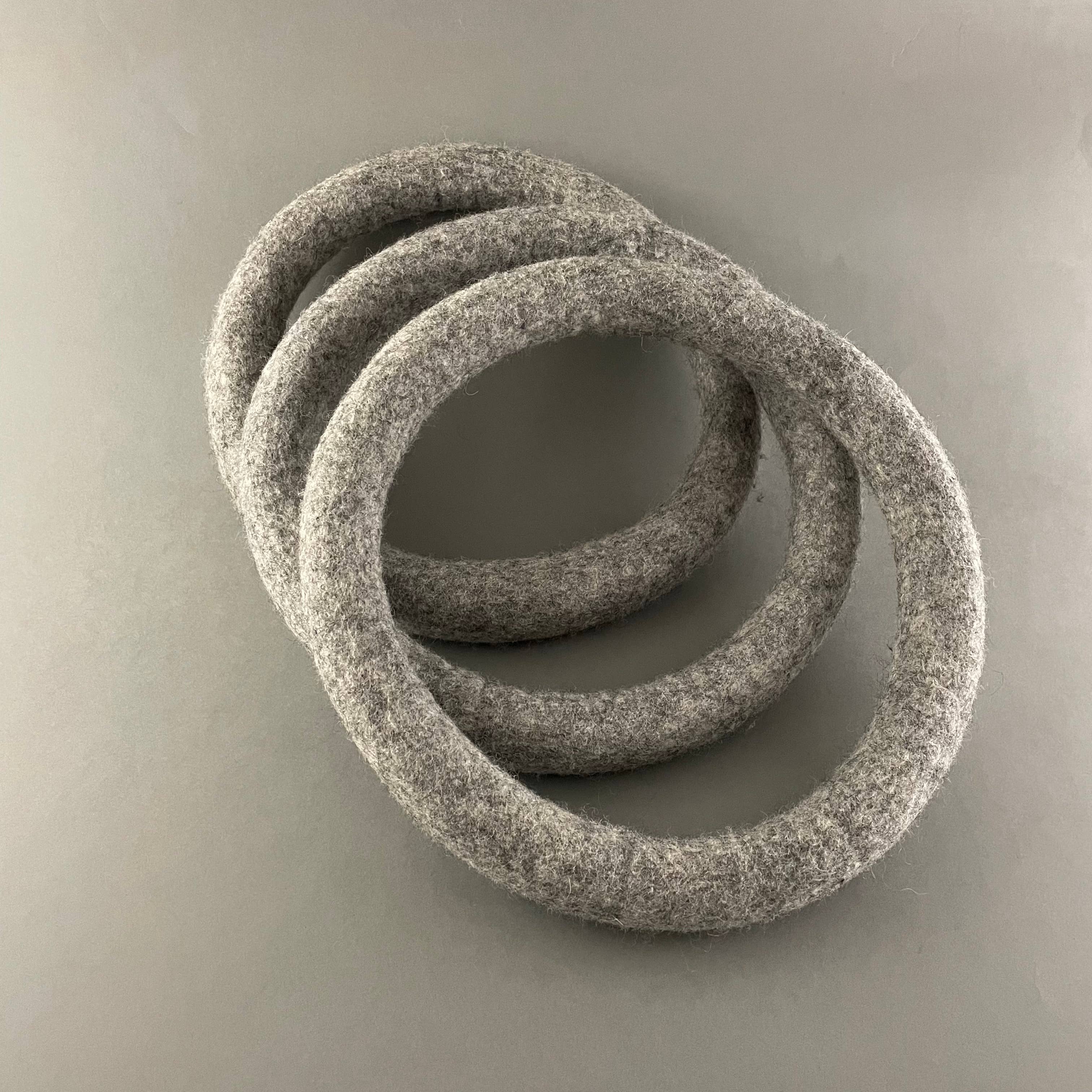 Handgefertigtes Hunde-Ringspielzeug Größe L: 26 cm