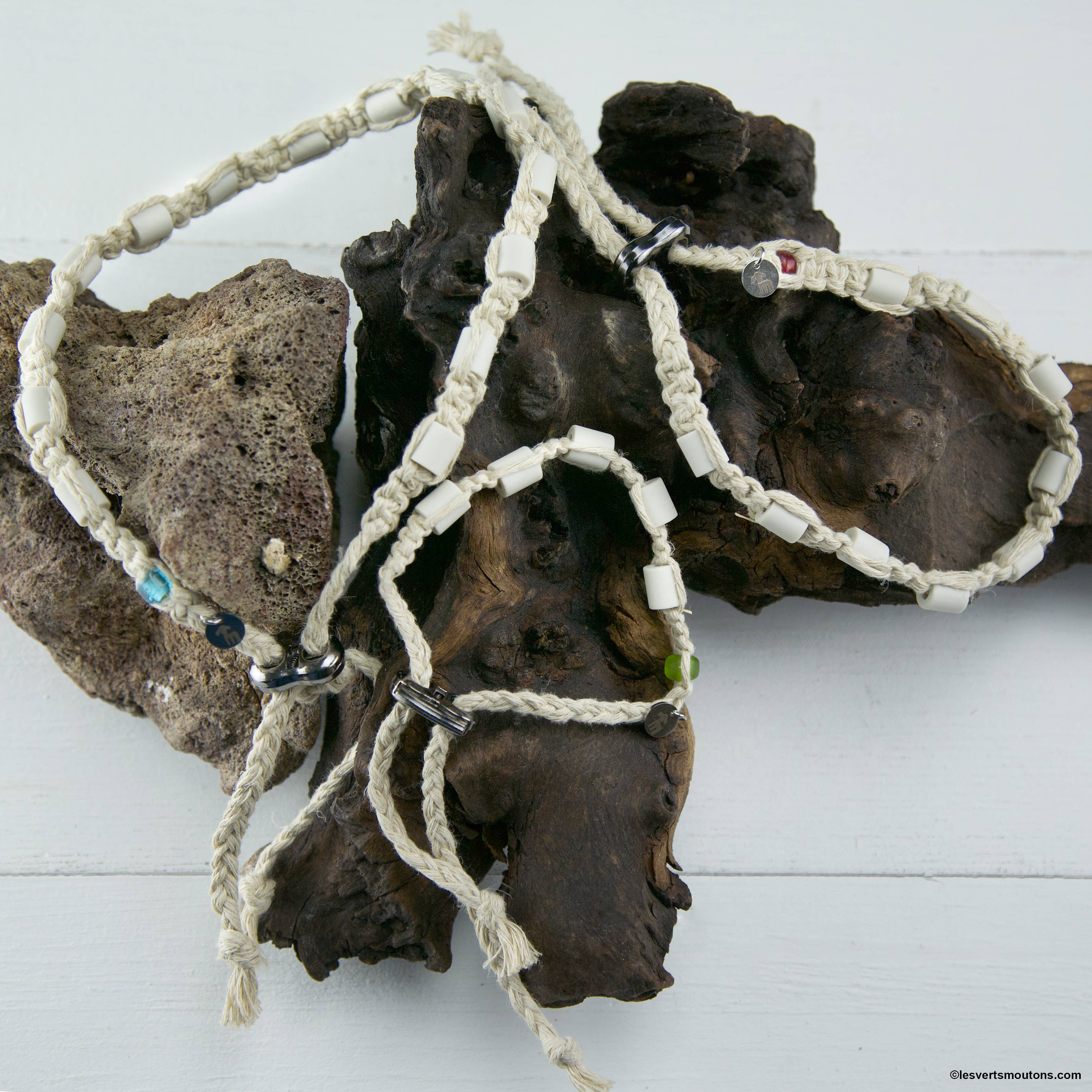 natürliche Halskette aus Hanfseil mit EM Perlen