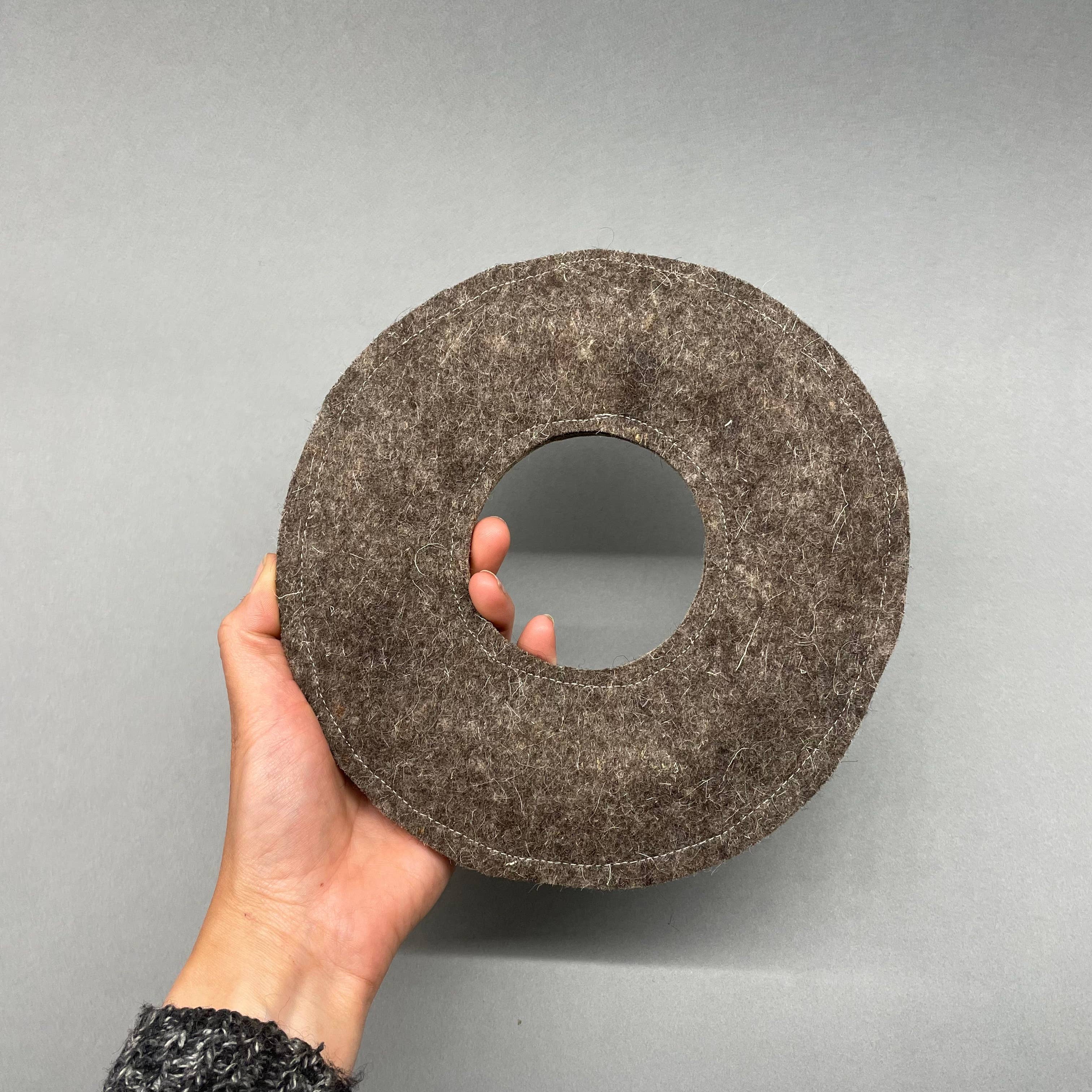 Natürliches Hundefrisbee Wollfilz