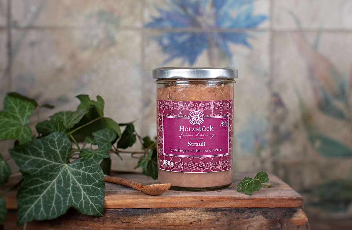 Herzstück Ente mit Reis, Karotte, Banane und Kokos