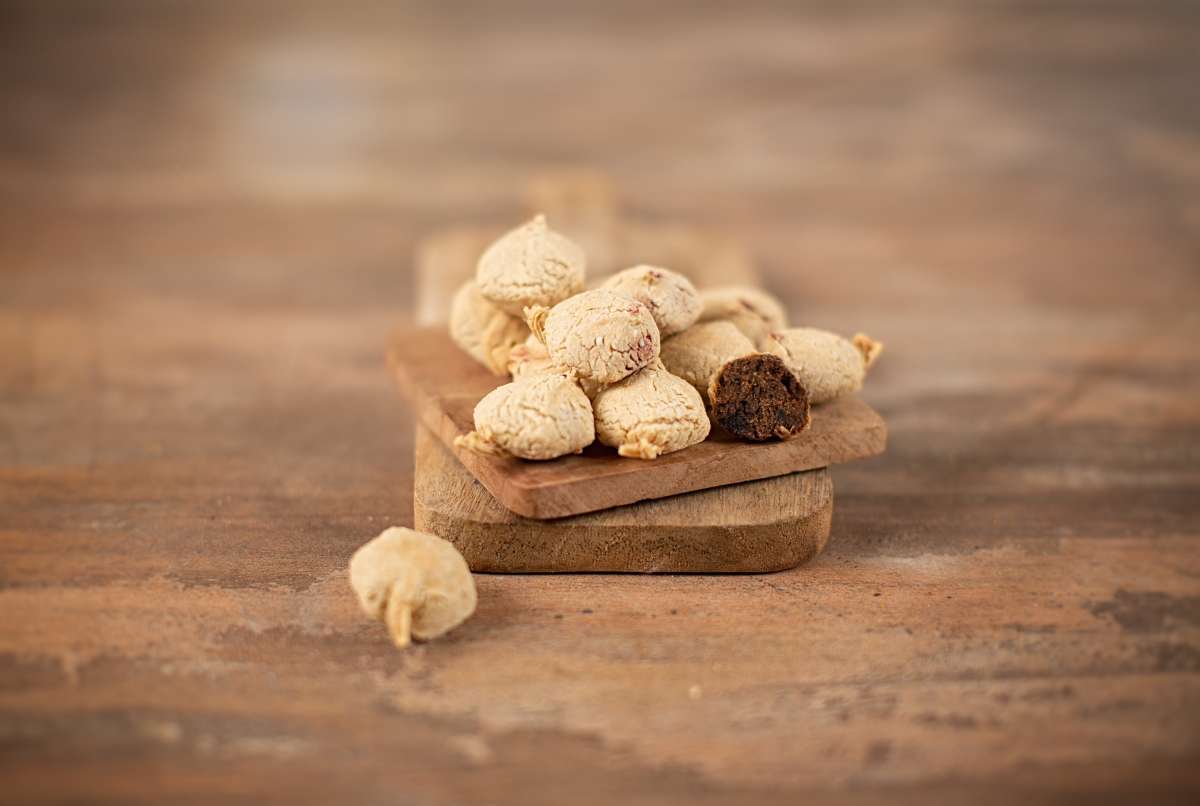 Canapé Wild mit Kokoscrunch